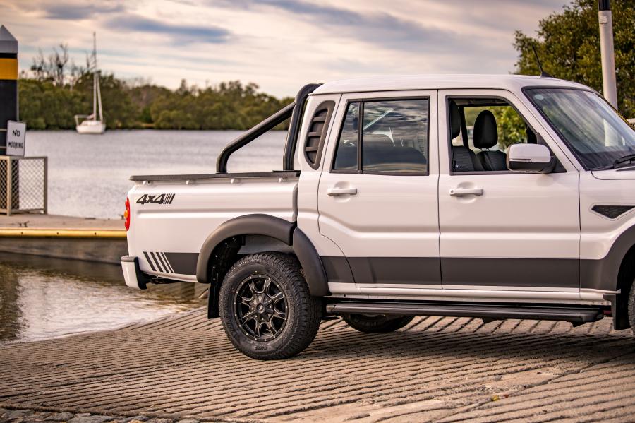 Детали экстерьера Mahindra Black Edition mHAWK Pik Up 2020 года  (AU) (фото 20 из 24)